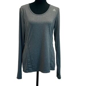 Reebok gray long sleeve round crewneck T-shirt Sz M